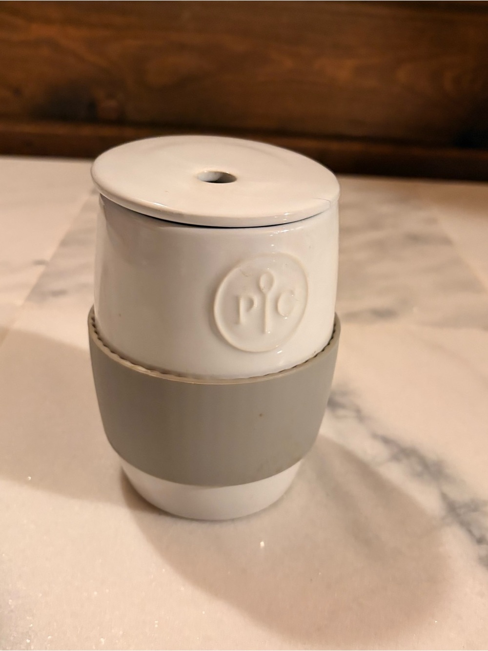 Pampered Chef White Ceramic Microwave Egg cooker with Vented Lid and Logo